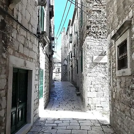 Apartment Palace De Dominis