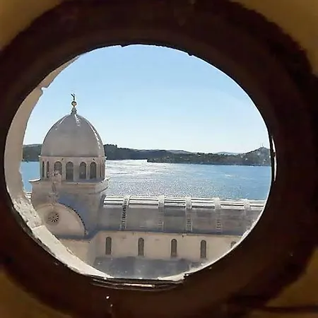 Palace De Dominis Apartment Sibenik