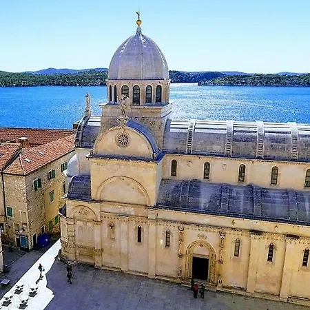 Palace De Dominis * Sibenik