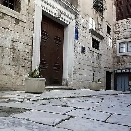 Palace De Dominis Apartment *